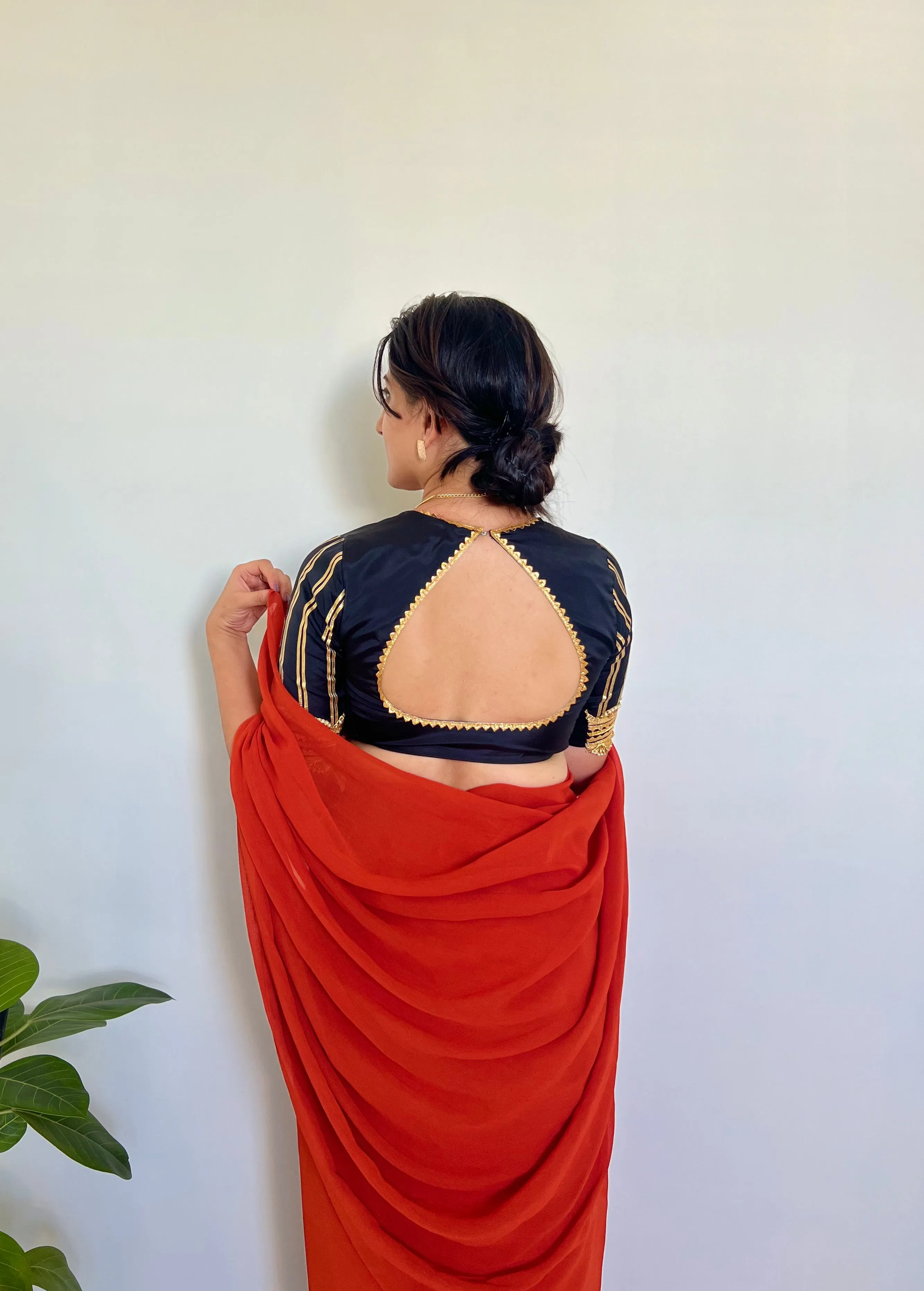 Aziza x Tyohaar | Elbow Sleeves Saree Blouse in Charcoal Black