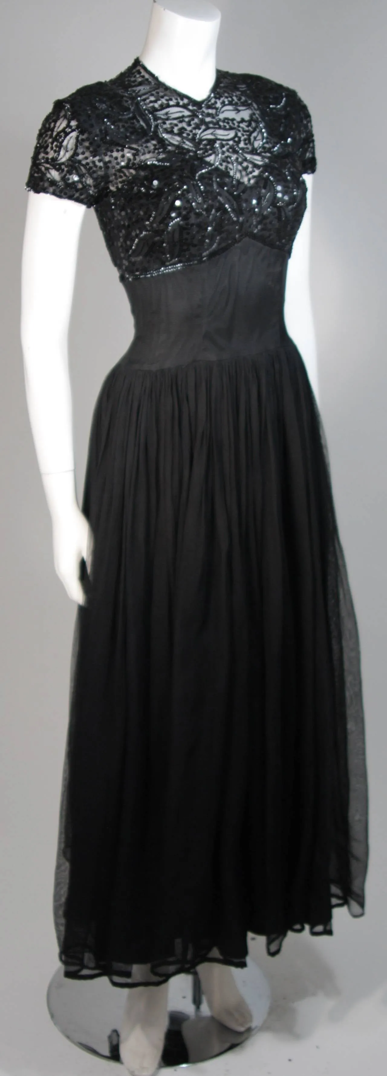 CEIL CHAPMAN Attributed Black Gown Size Small