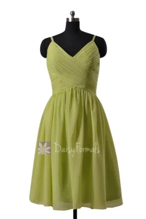 Chic Green Knee Length Bridal Party Dress Chiffon Formal Dress W/V-Neckline(BM8515)