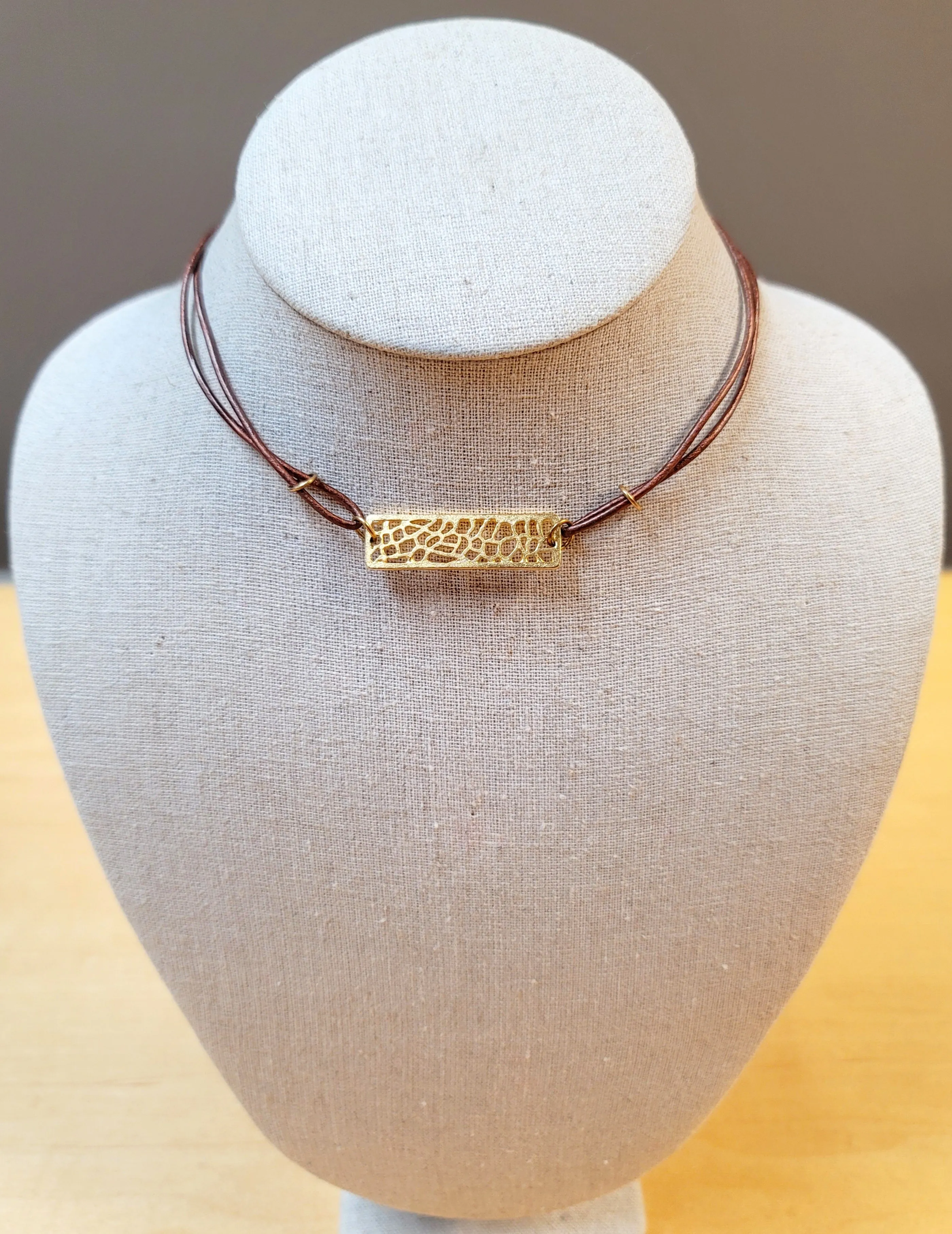 Gold Filigree Bar Choker Necklace